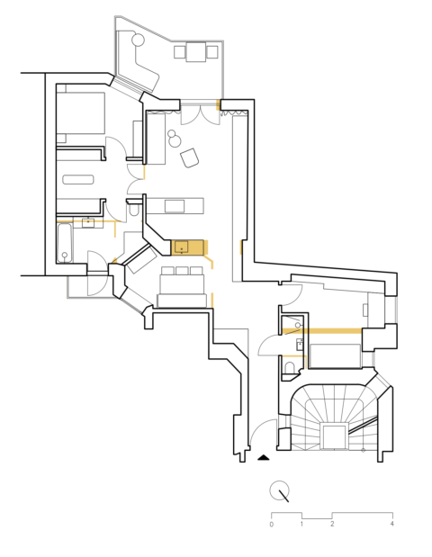 Grundrisszeichnung einer Wohnung mit markierten Einbauten und Raumaufteilung.